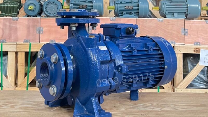 Máy bơm nước 3 pha trên 3.7kW là gì?