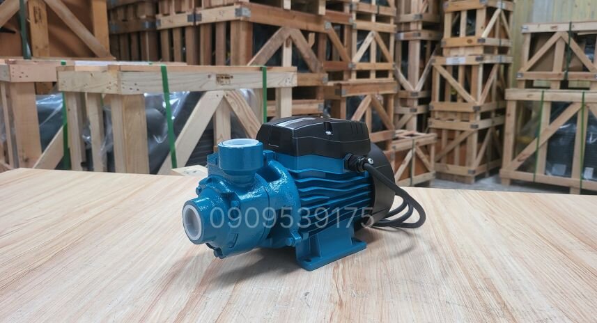 Máy bơm tăng áp cơ giá rẻ, dễ sửa chữa nhưng đóng ngắt chậm