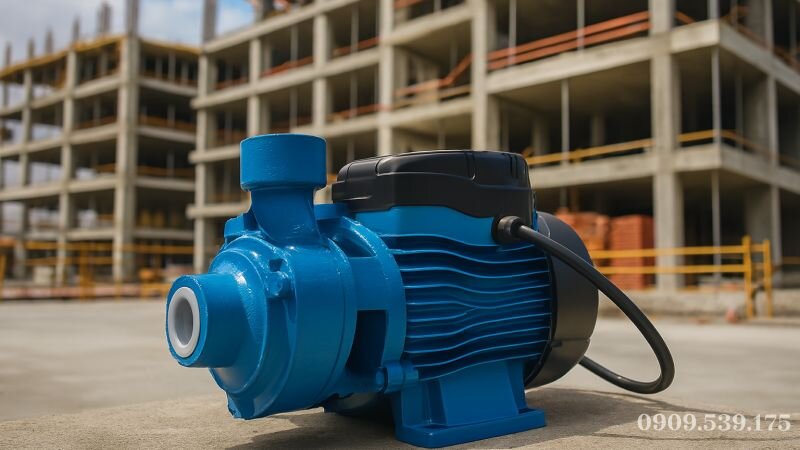 Ứng dụng máy bơm nước đẩy cao trong gia đình và công nghiệp nhỏ