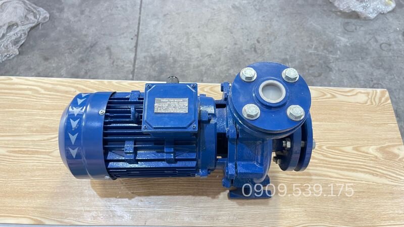 Máy bơm nước 3 pha 2.2kW 3Hp uy tín